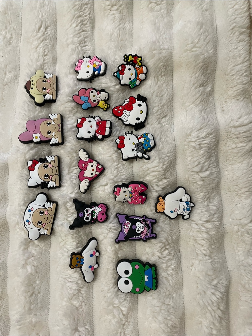 17pc Sanrio Character Shoe Charms Set - Pink, White, Green, Black